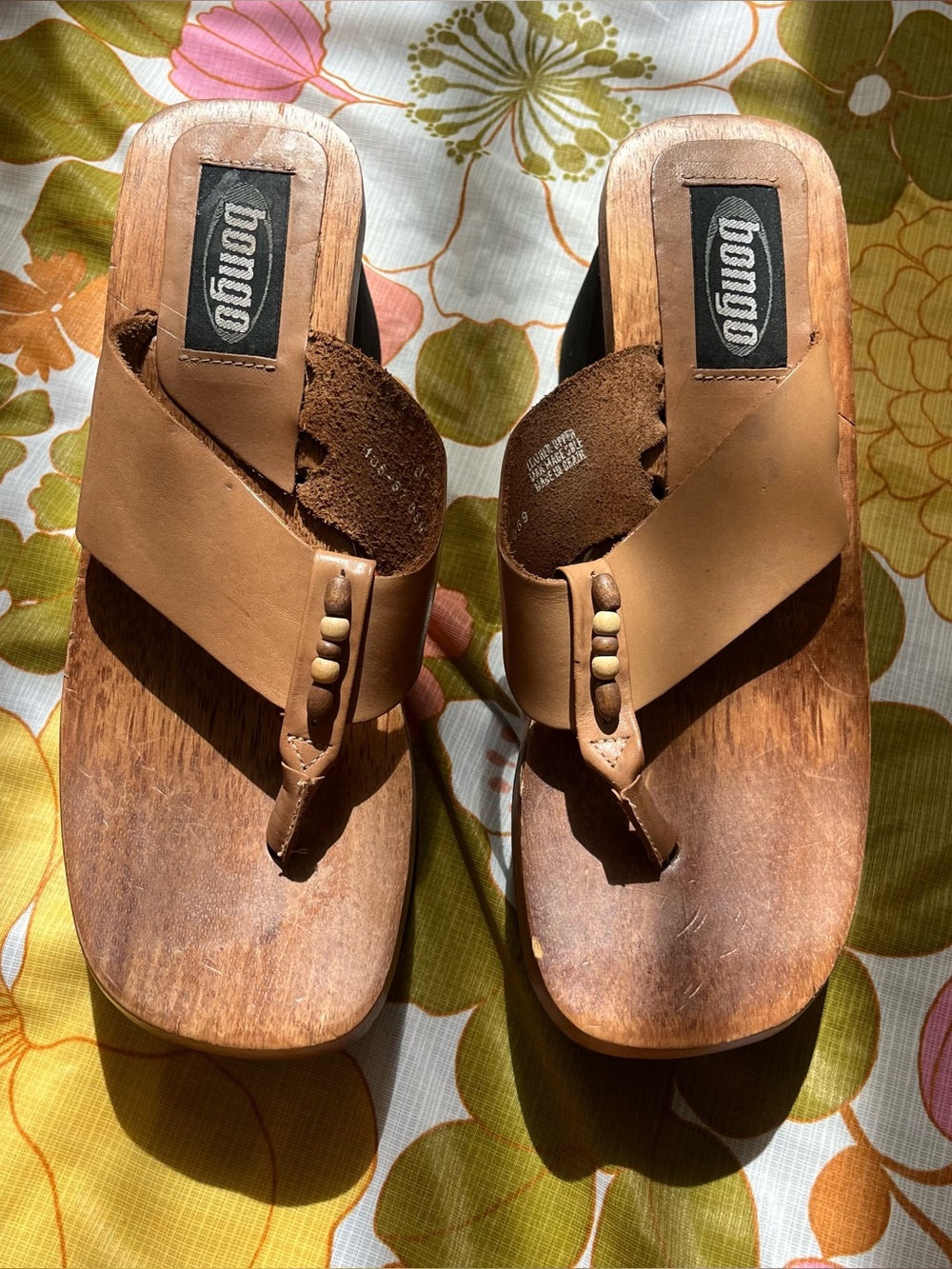 Vintage BONGO Leather Wooden Platform Sandals with Beading Size 8